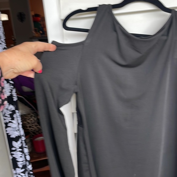 Goth Black Cold Shoulder XL Top - Picture 6 of 6